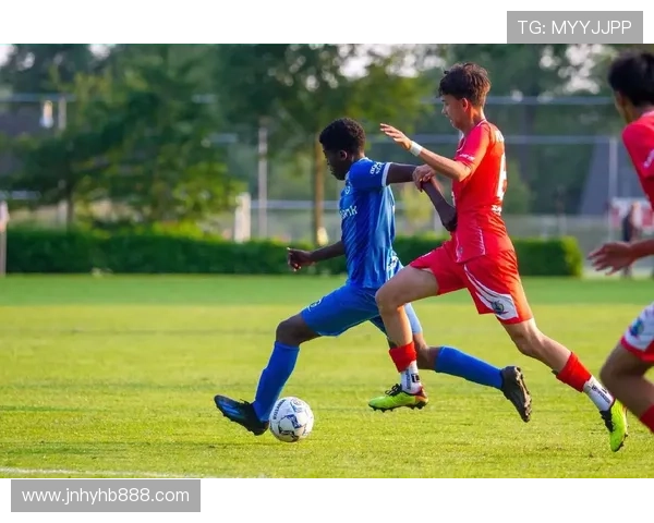 连麦足球明星有哪些值得关注的球员及他们的精彩瞬间分享 连麦足球明星有哪些值得关注的球员及他们的精彩瞬间分享