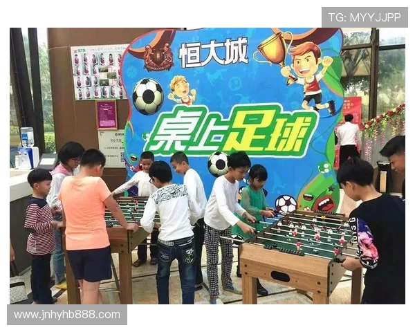 足球明星齐聚上海打卡盛况揭秘与精彩瞬间回顾 足球明星齐聚上海打卡盛况揭秘与精彩瞬间回顾