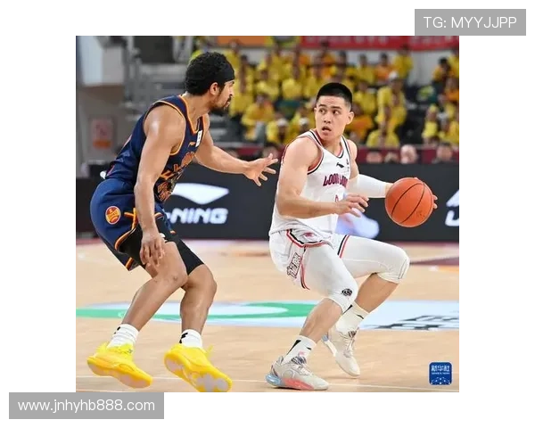 广州篮球队在杯赛中的实力展现与战术分析全面解读