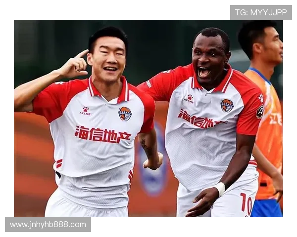 武汉足球队以98分领跑杯赛积分榜展现强劲实力和夺冠潜力