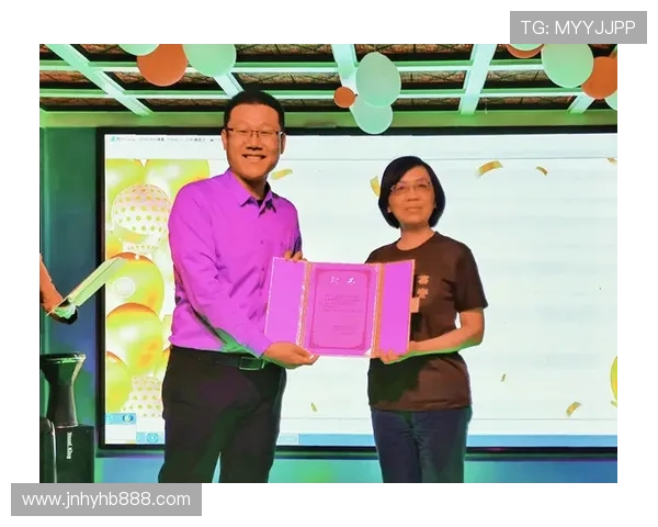 专访刘丽：深入探讨她对足球成功秘诀的独特见解与经验分享